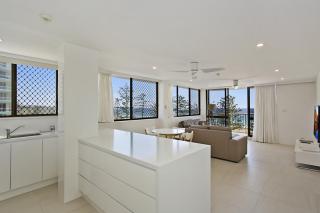 Aries Holiday Apartments - Gold Coast - 5