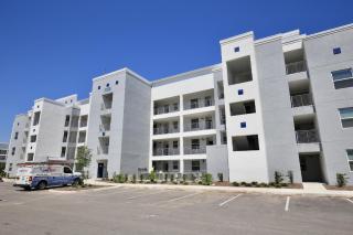 Beautiful Apartment In Lux Storey Lake Community 10 Miles To Disney! - Kissimmee - 5