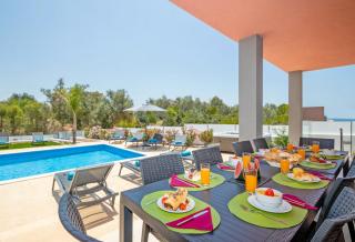Villa Riviera by Algarve Vacation - 5