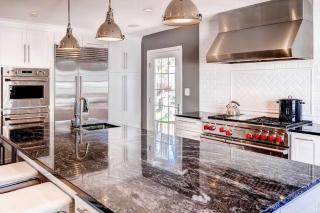 Southern-Style Home w/ Luxe Kitchen: 15 Min to DC! - 8