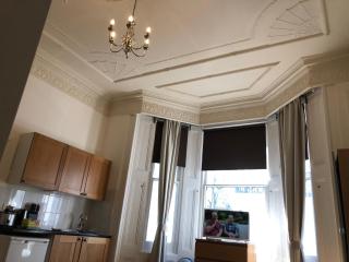 The Courtfield Plaza - London - 5