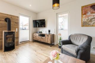 Naturpark-5 Sterne Ferienhaus-Kamin-Sauna-See - 1