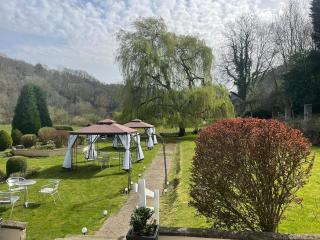 The Paddocks Hotel - 1
