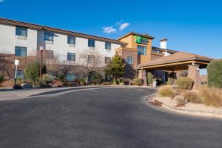 Holiday Inn Express & Suites St George North - Zion - Washington - 0