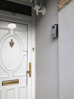 Homely Experience for Contractors,Grays - 9