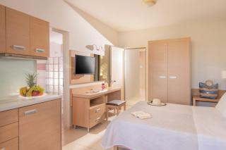 Pleasure Beach Hotel - Malia - 1