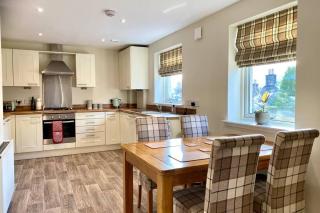 Beautiful 2 Bedroom, 2 Bathroom Flat with Parking. - Pitlochry - 6