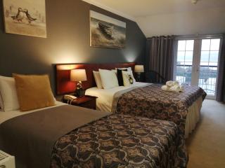 Three Rivers Hotel - 0