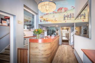 Two Brothers Hotel Astoria - 4