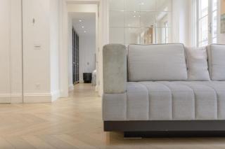 Elegant 1 Bedroom Apartment in South Kensington - London - 2