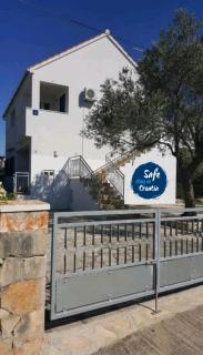 Apartmani Lomar - Stari Grad - 0