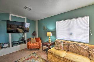 Vintage Las Vegas Oasis Less Than 3 Mi to the Strip! - Las Vegas - 5