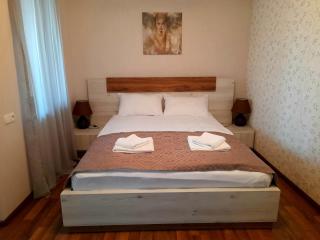 GREEN GARDEN - Tbilisi - 7
