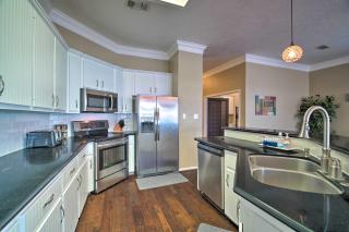 Waterfront Lake Conroe Getaway with Multiple Decks! - 2