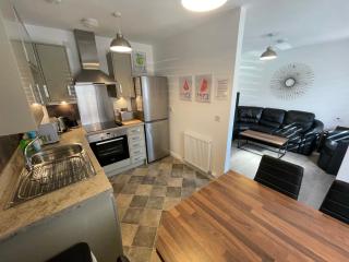 Foxglove Apartment - 4