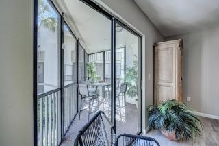 Bay Oaks C 2nd Floor - Siesta Key - 1