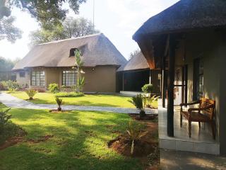 Sasavona Game Lodge - Warmbaths - 1