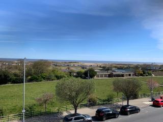 The Laurels Hotel - Skegness - 8