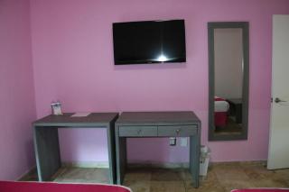 Miami Inn - 1