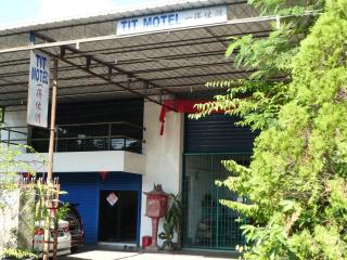 TIT MOTEL - 8
