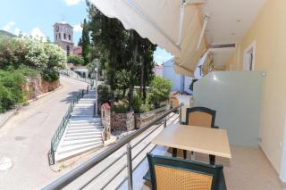 TRIANTAFYLLOY ROOMS - Loutra Edipsou - 4
