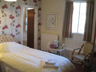 The Red Lion Hotel - 2