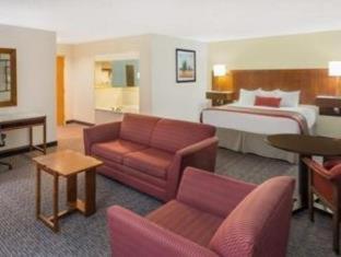 Ramada by Wyndham Cedar City - 3