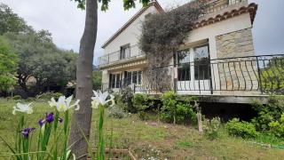 Maison lumineuse et spacieuse avec jardin arboré - La Valette-du-Var - 8