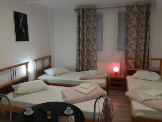 Carol 51 Hostel - Bucarest - 0