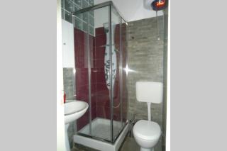 "Little Sicilian Home"-room with a private bathroom & kitchen -fridge - and shared a beautiful terrace on Hostel Taormina Center - Taormine - 3
