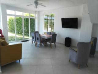 MALIBU HOUSE - Salina del Rey - 1