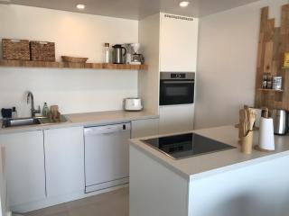 Panoramic Seaview Apartment with free private garage - Ostend - 6