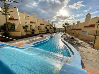 Loft Costa Adeje,playa Torviscas,garage,wifi,free - Adeje - 5