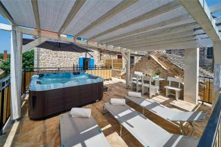 Villa Fortuna - Srednje Selo na Šolti - 9