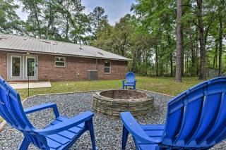 Serene Live Oak Home with Fire Pit by River and SOSMP! - 8