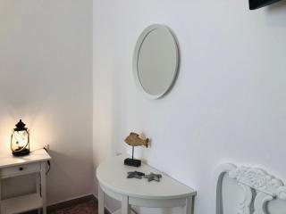 Stylish Home for 6 in Adamas - Adamantas - 5