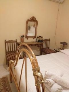 Roulas Cozy Apartments - 8