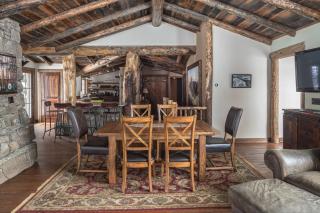 Hobbit House - Big Sky - 9