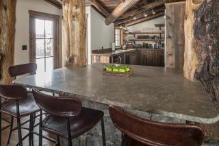 Hobbit House - Big Sky - 8