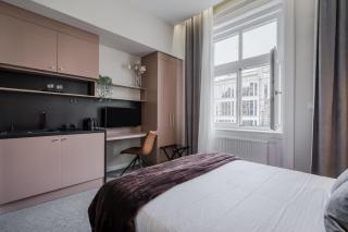 Astoria Boutique Suites- Best Location by BQA - 9