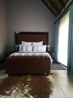 Sasavona Game Lodge - Warmbaths - 7