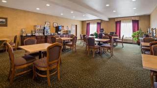 Best Western Penn-Ohio Inn & Suites - Hubbard - 4