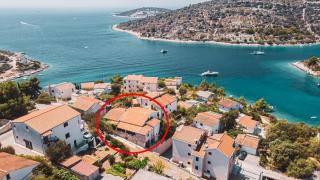 Apartments by the sea Sevid, Trogir - 18745 - 9