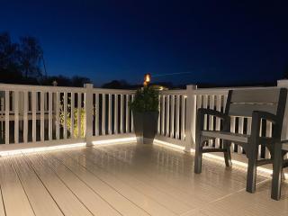 Auroras Dream Lodge - Hoburne Cotswolds Holiday Park - 1