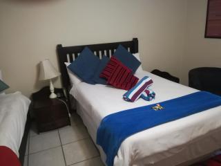 Harties Double Bed 2 Sleeper Room with Shower - 0
