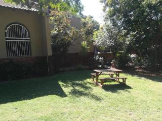 Harties Double Bed 2 Sleeper Room with Shower - 7