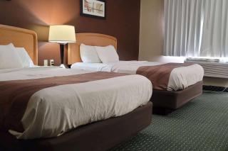 Travelodge by Wyndham Fargo - Fargo - 3