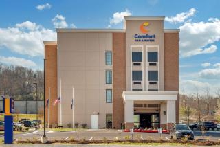 Comfort Inn & Suites - Harrisonburg - 4