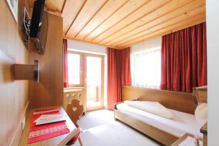 Pension Mittagskogel - Sankt Leonhard im Pitztal - 6