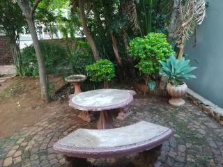 Harties Double Bed 2 Sleeper Room with Shower - 4